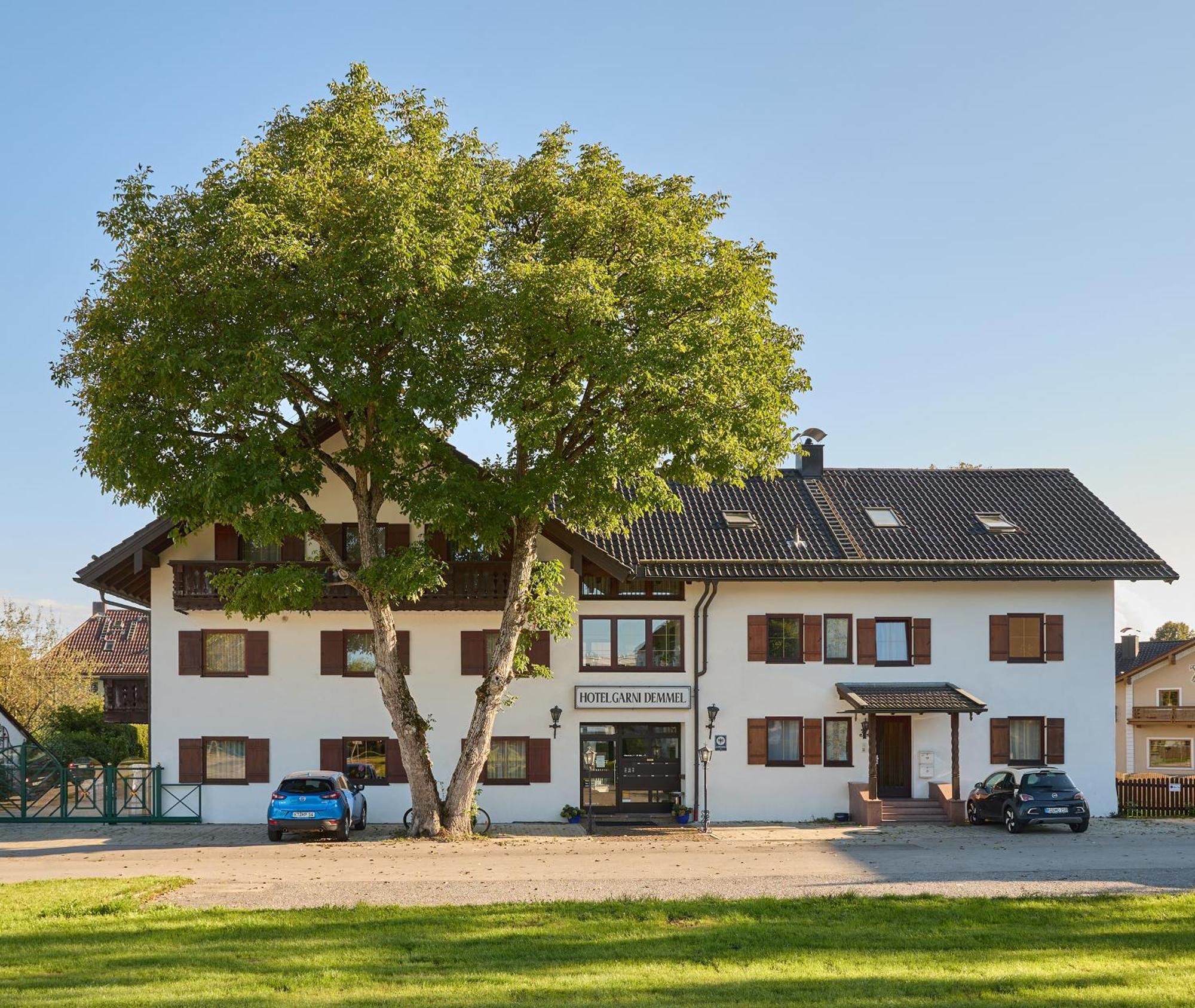 Hotel Garni Demmel Bruckmuhl Exterior photo