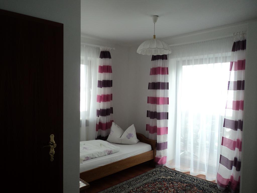 Hotel Garni Demmel Bruckmuhl Room photo